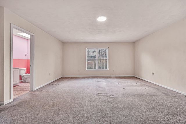 6940 Linn DR, Roanoke, VA 24019