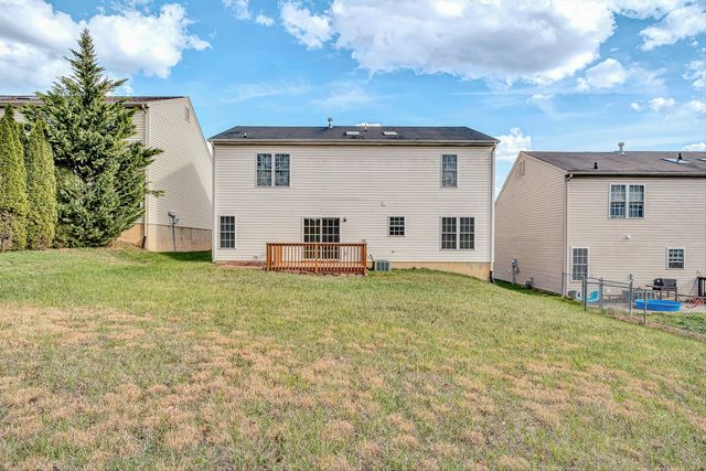 6940 Linn DR, Roanoke, VA 24019