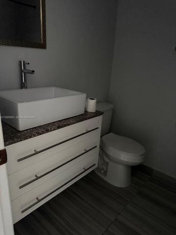 3834 SW 107th Ave 2-3, Miami, FL 33165