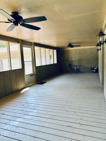 118 Pine Ridge Road, Florence, MS 39073