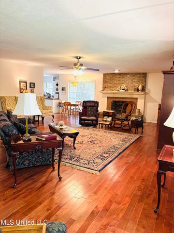 118 Pine Ridge Road, Florence, MS 39073