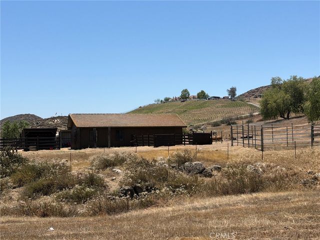 37475 Crown Valley, Temecula, CA 92592