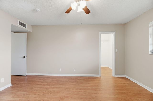 1769 NE 40th Place 506, Pompano Beach, FL 33064