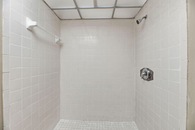 1769 NE 40th Place 506, Pompano Beach, FL 33064