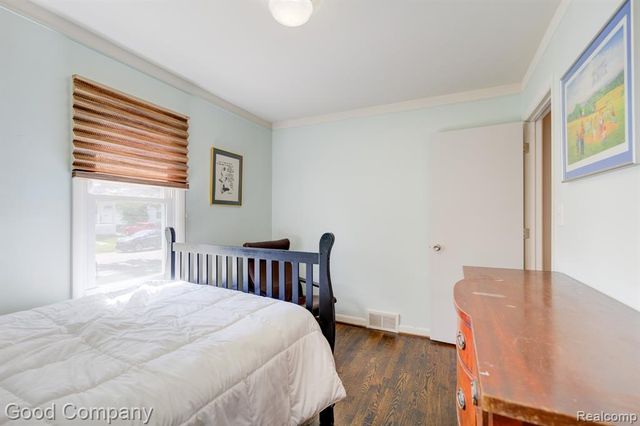 421 Channing Street, Ferndale, MI 48220