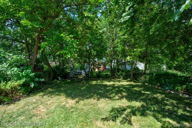 421 Channing Street, Ferndale, MI 48220