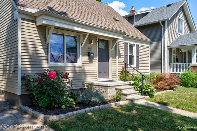 421 Channing Street, Ferndale, MI 48220