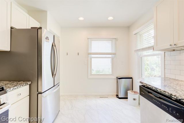 421 Channing Street, Ferndale, MI 48220