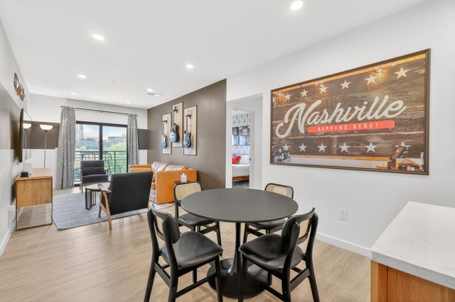 635 7th Ave S Apt 514, Nashville, TN 37203