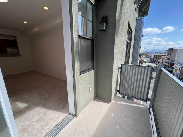 989 Franklin St 621, Oakland, CA 94607