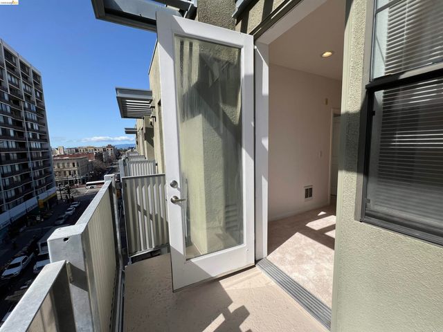 989 Franklin St 621, Oakland, CA 94607