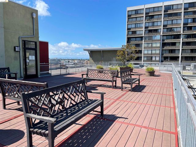 989 Franklin St 621, Oakland, CA 94607