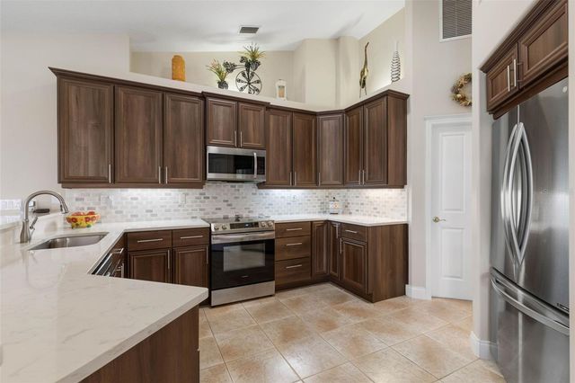 34 LAGARE STREET, Palm Coast, FL 32137