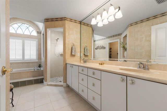 34 LAGARE STREET, Palm Coast, FL 32137