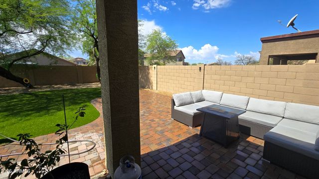 4523 W ROLLING ROCK Drive, Phoenix, AZ 85086