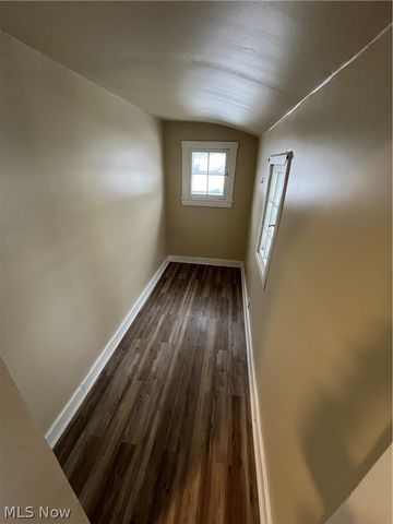 25 S Osborn Avenue, Youngstown, OH 44509