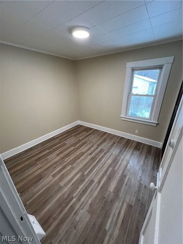 25 S Osborn Avenue, Youngstown, OH 44509