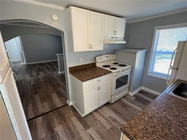 11 SW 7TH AVENUE, Ocala, FL 34475