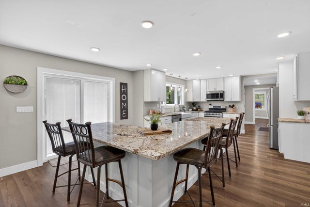 537 Southridge Drive, Bedford, IN 47421