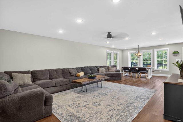 537 Southridge Drive, Bedford, IN 47421