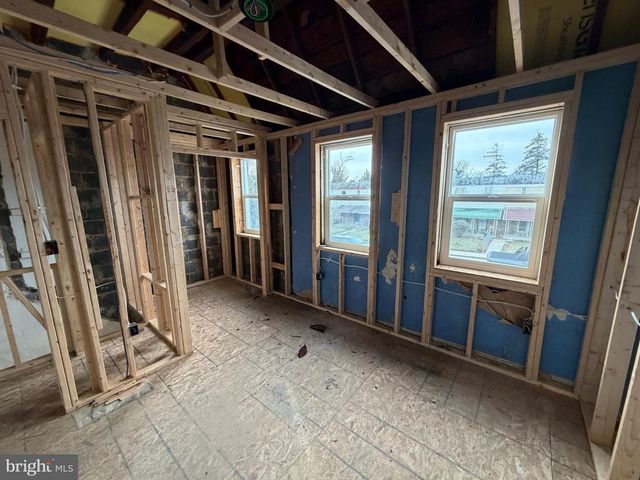 4927 EDGEMERE AVE, Baltimore, MD 21215