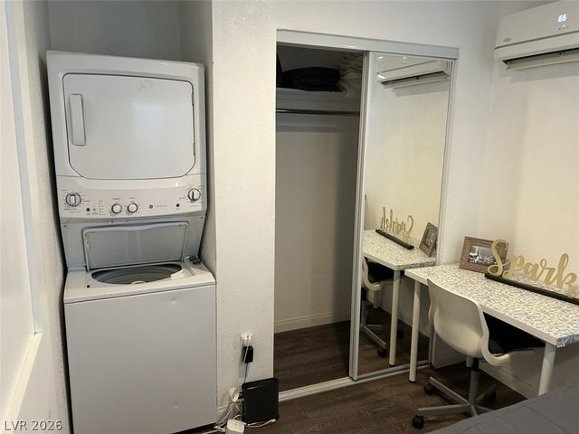 308 South 10 Street A, Las Vegas, NV 89101