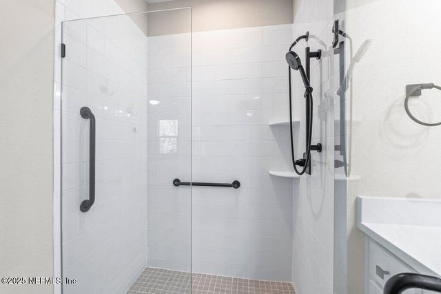 1917 AMBERLY Drive, Middleburg, FL 32068