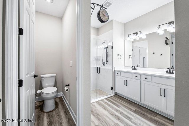 1917 AMBERLY Drive, Middleburg, FL 32068