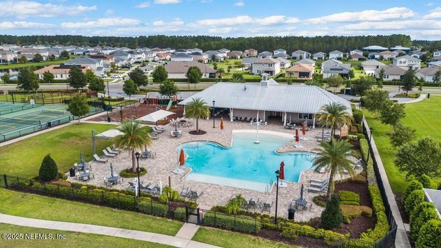 1917 AMBERLY Drive, Middleburg, FL 32068