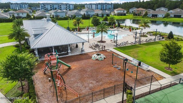 1917 AMBERLY Drive, Middleburg, FL 32068