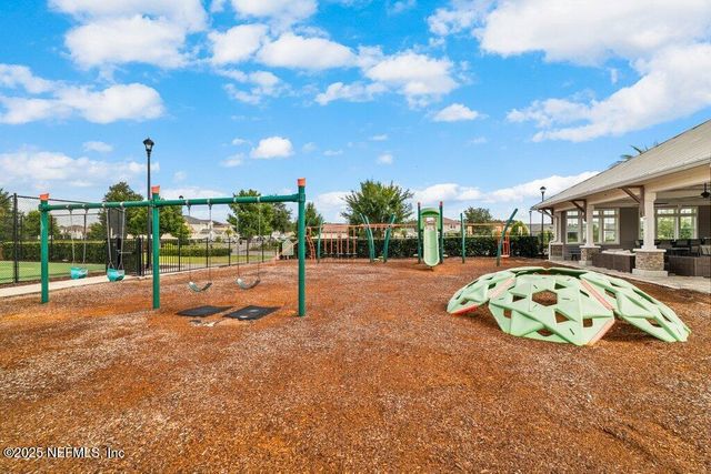 1917 AMBERLY Drive, Middleburg, FL 32068