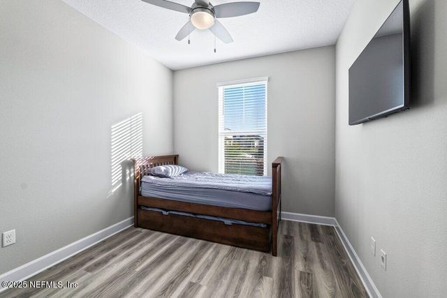 1917 AMBERLY Drive, Middleburg, FL 32068