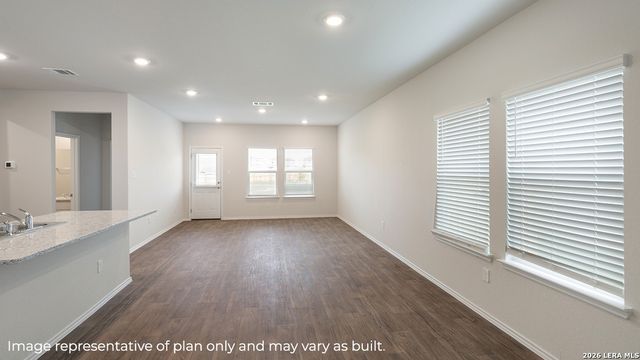 5225 Totem Bluff, San Antonio, TX 78238