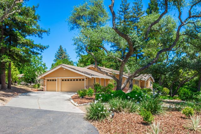 8498 E Hidden Lakes Dr, Granite Bay, CA 95746