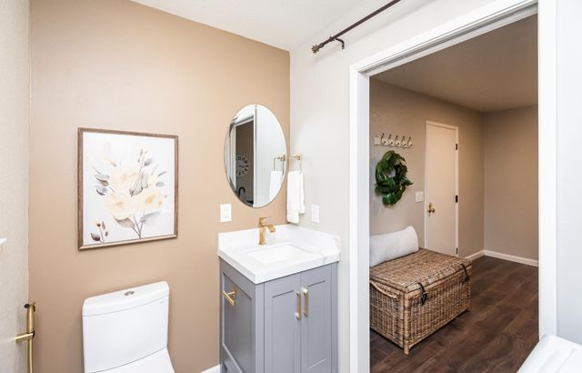 8498 E Hidden Lakes Dr, Granite Bay, CA 95746