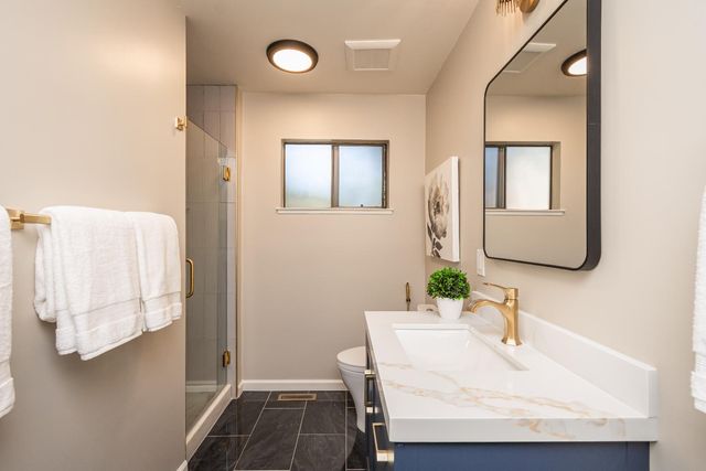 8498 E Hidden Lakes Dr, Granite Bay, CA 95746