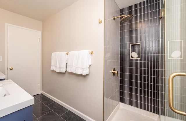 8498 E Hidden Lakes Dr, Granite Bay, CA 95746