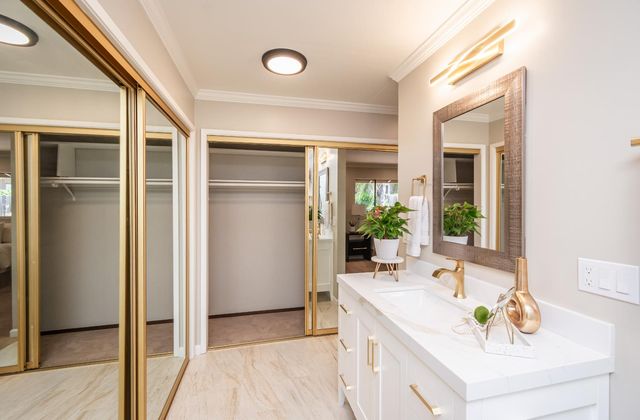 8498 E Hidden Lakes Dr, Granite Bay, CA 95746