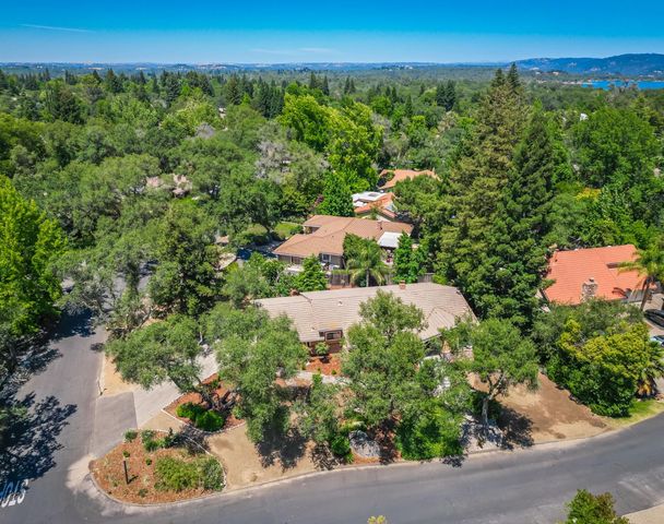 8498 E Hidden Lakes Dr, Granite Bay, CA 95746