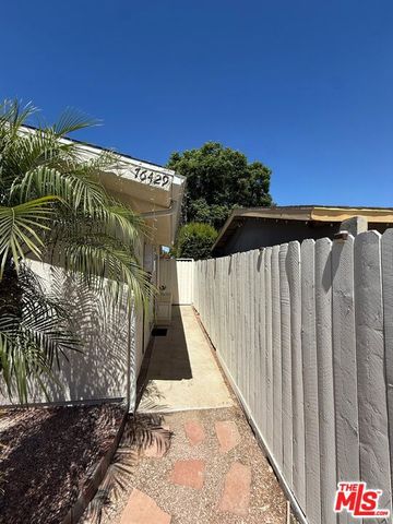 16429 Bryant Street, North Hills (los Angeles), CA 91343