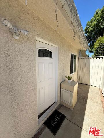 16429 Bryant Street, North Hills (los Angeles), CA 91343