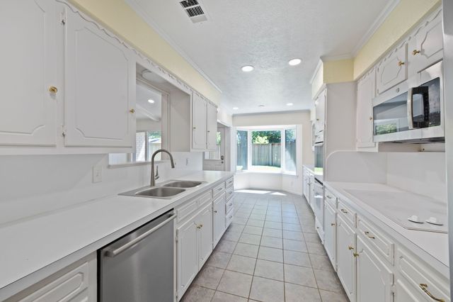 527 Twilight Trail, Richardson, TX 75080