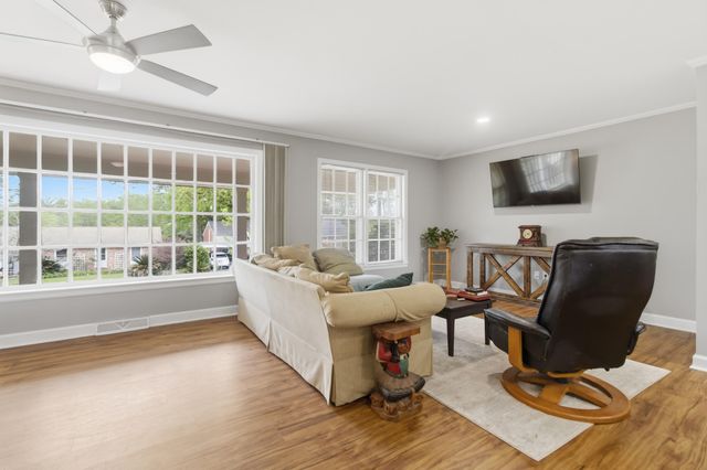 1119 Smithfield Place, Hanahan, SC 29410