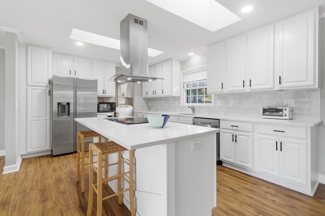 1119 Smithfield Place, Hanahan, SC 29410