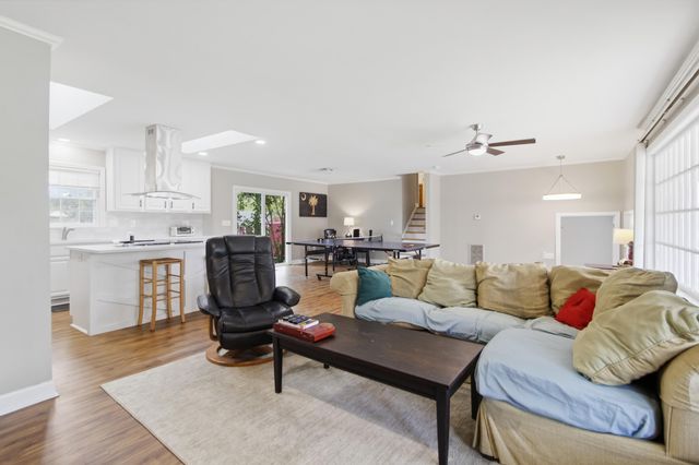 1119 Smithfield Place, Hanahan, SC 29410