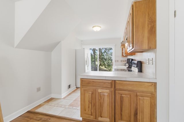 1119 Smithfield Place, Hanahan, SC 29410