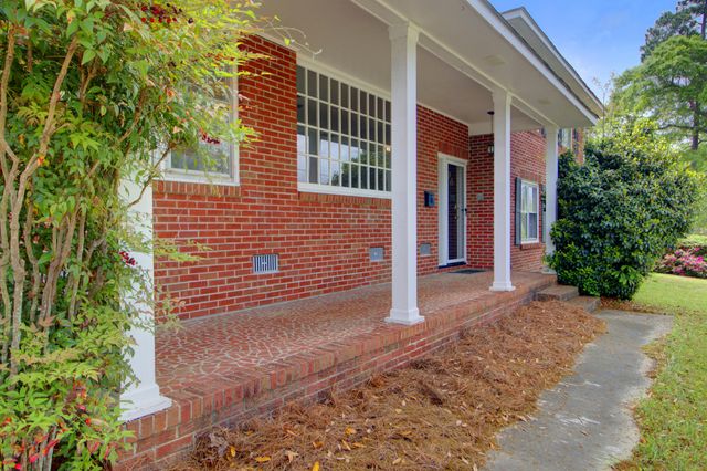 1119 Smithfield Place, Hanahan, SC 29410