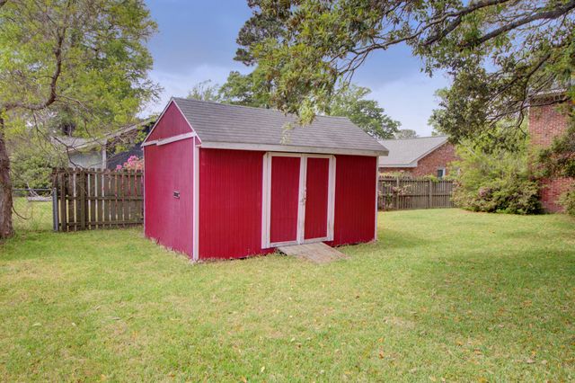 1119 Smithfield Place, Hanahan, SC 29410