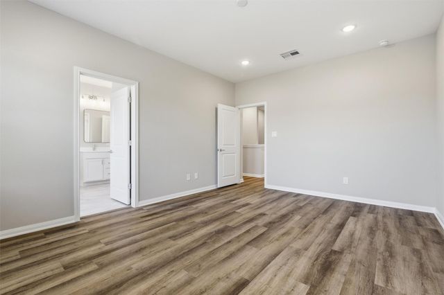 205 Clark Meadows Lane, Houston, TX 77076