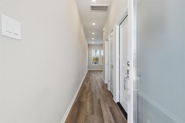 205 Clark Meadows Lane, Houston, TX 77076